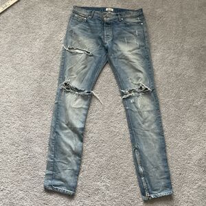 Mint Crew Light Wash Blue Jeans Distressed Men’s Size 34x34 Tapered Leg